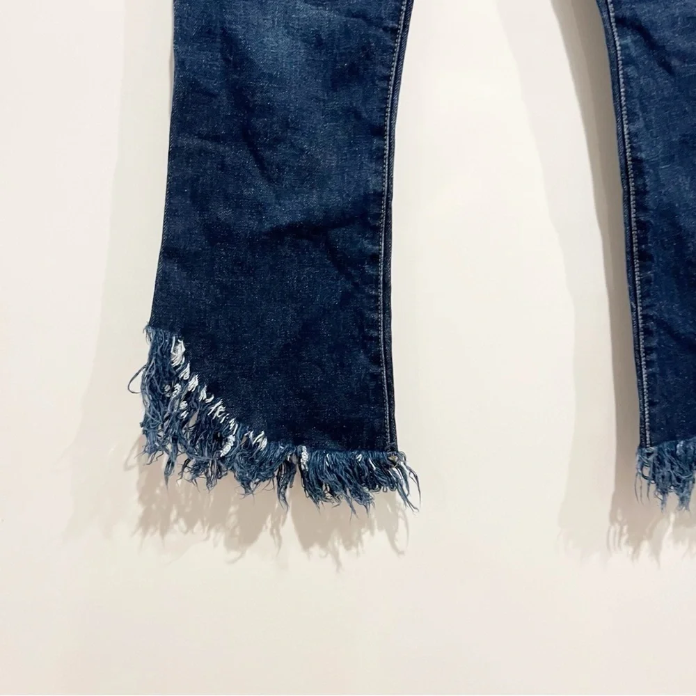 FRAME - Le Crop Mini Boot Jean Shredded Raw Hem in Bayberry